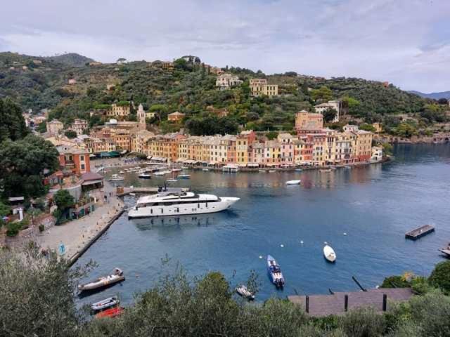 Casarinolaurino Valle Del Golfo Healthy Air Above The Sea Uscio Exteriér fotografie
